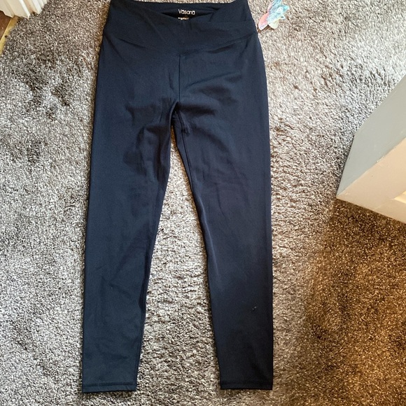 Vasana Black Leggings Criss Cross V Waistband Sz L NWT - Picture 1 of 6